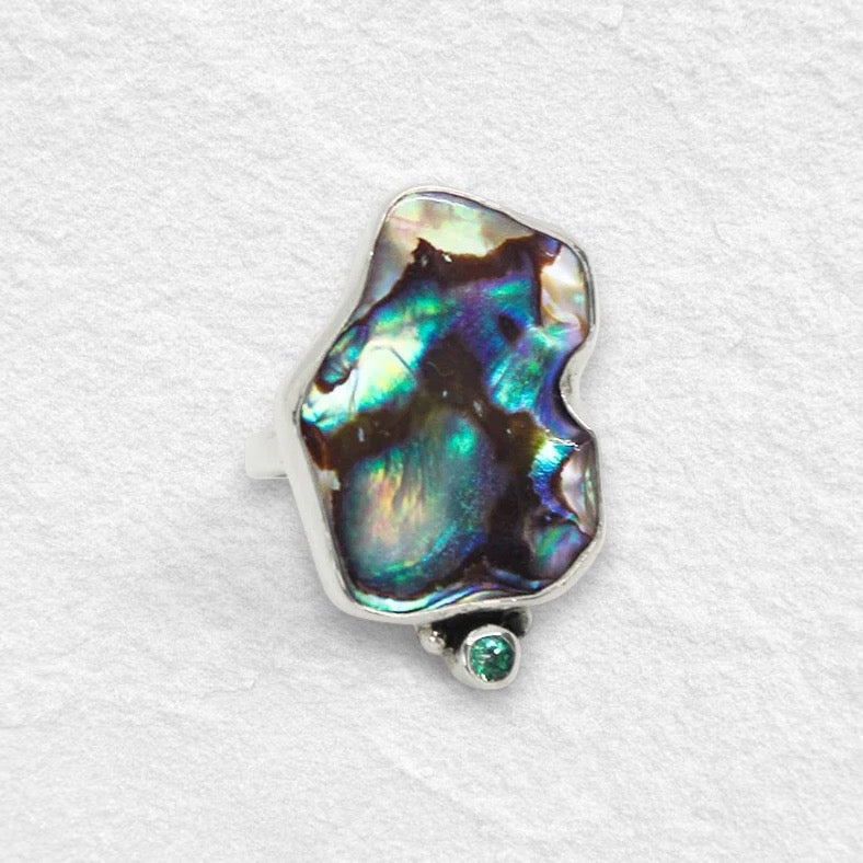 DROPLET RING: Paua Shell & Emerald