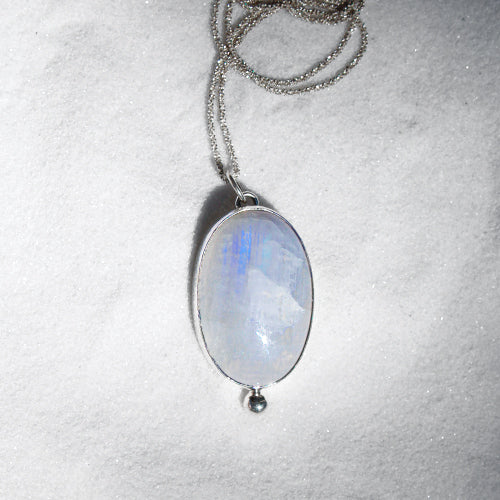 OCEAN NECKPIECE: Moonstone