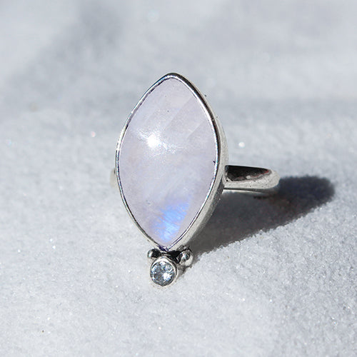 DROPLET RING: Moonstone & White Topaz