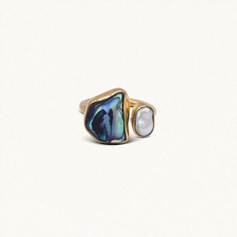 MOONGLADE RING: Pearl & Paua Shell