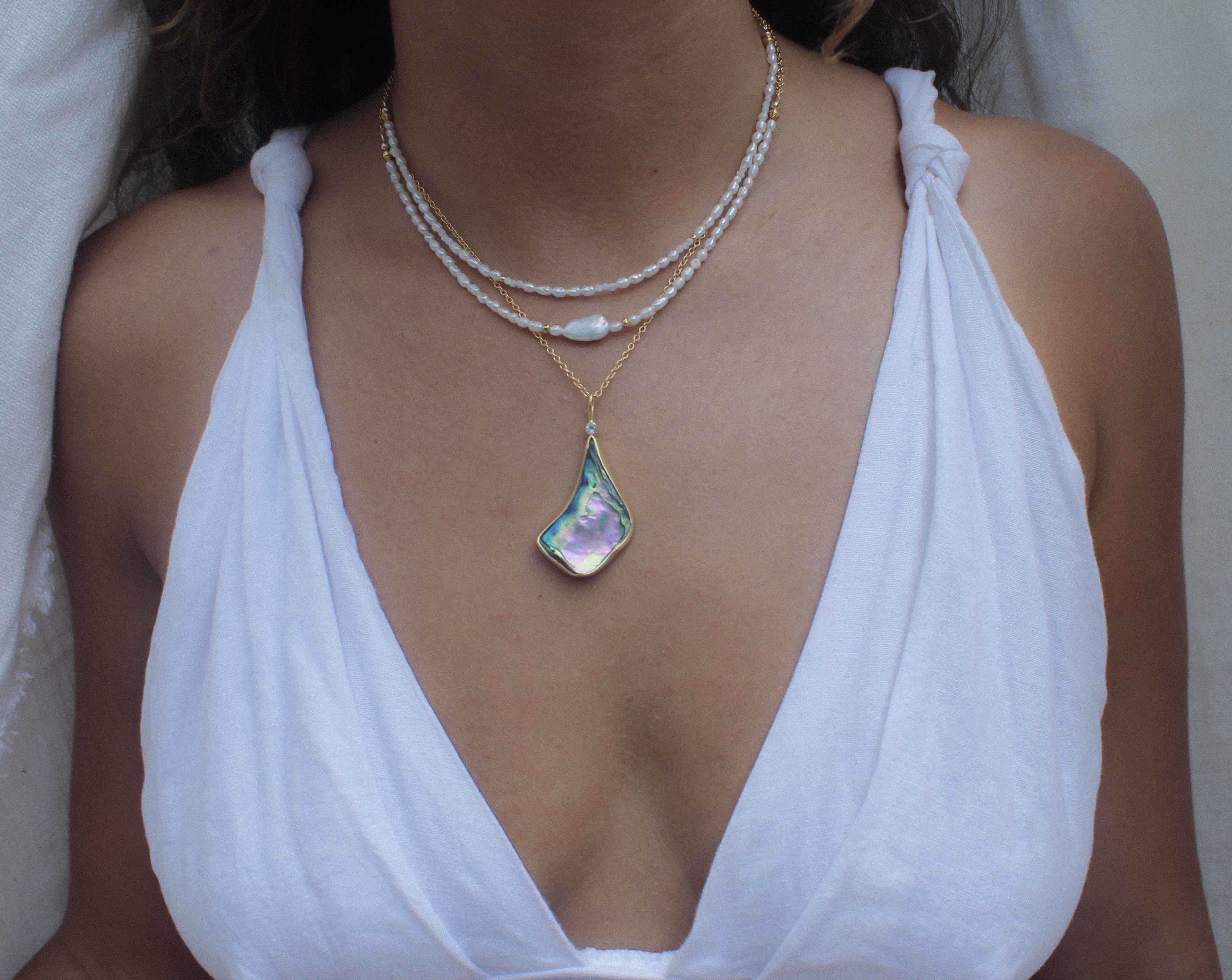INAYA NECKLACE: Pearl - GOLD