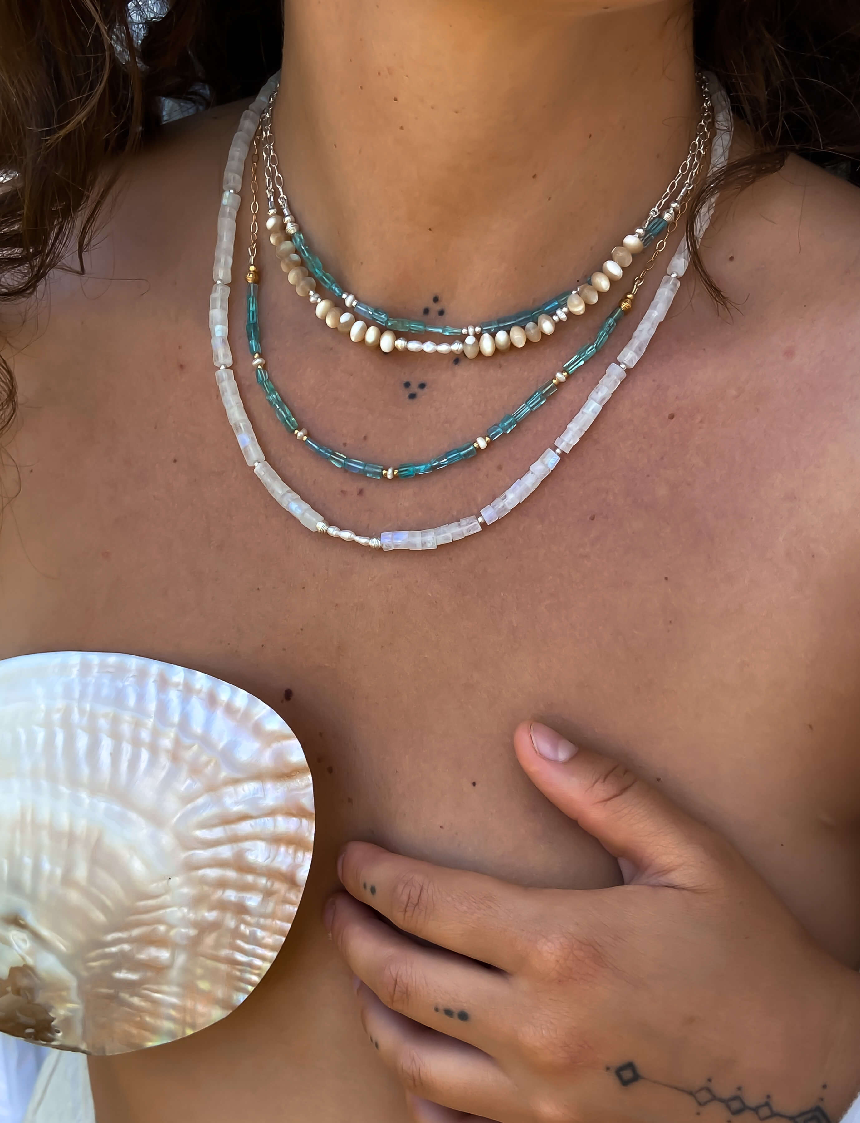 TEMPLE NECKLACE: Moonstone & Pearl - GOLD