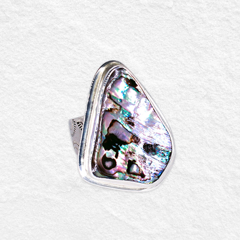 VENUS RING: Paua Shell