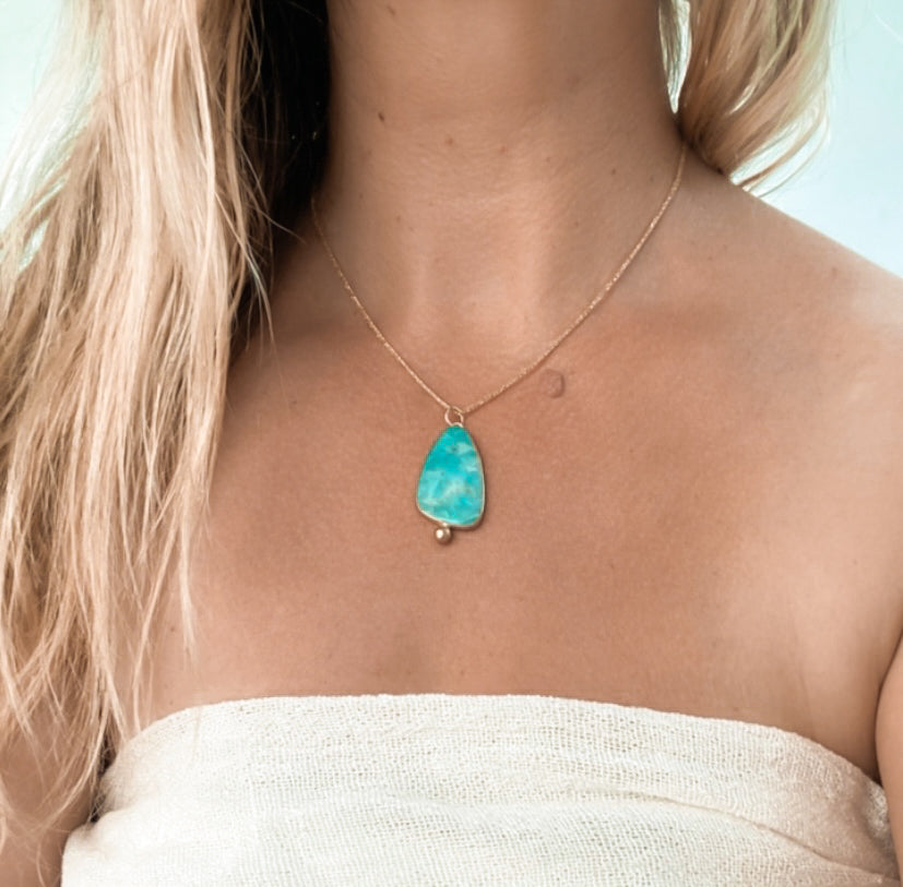 OCEAN NECKPIECE: Amazonita
