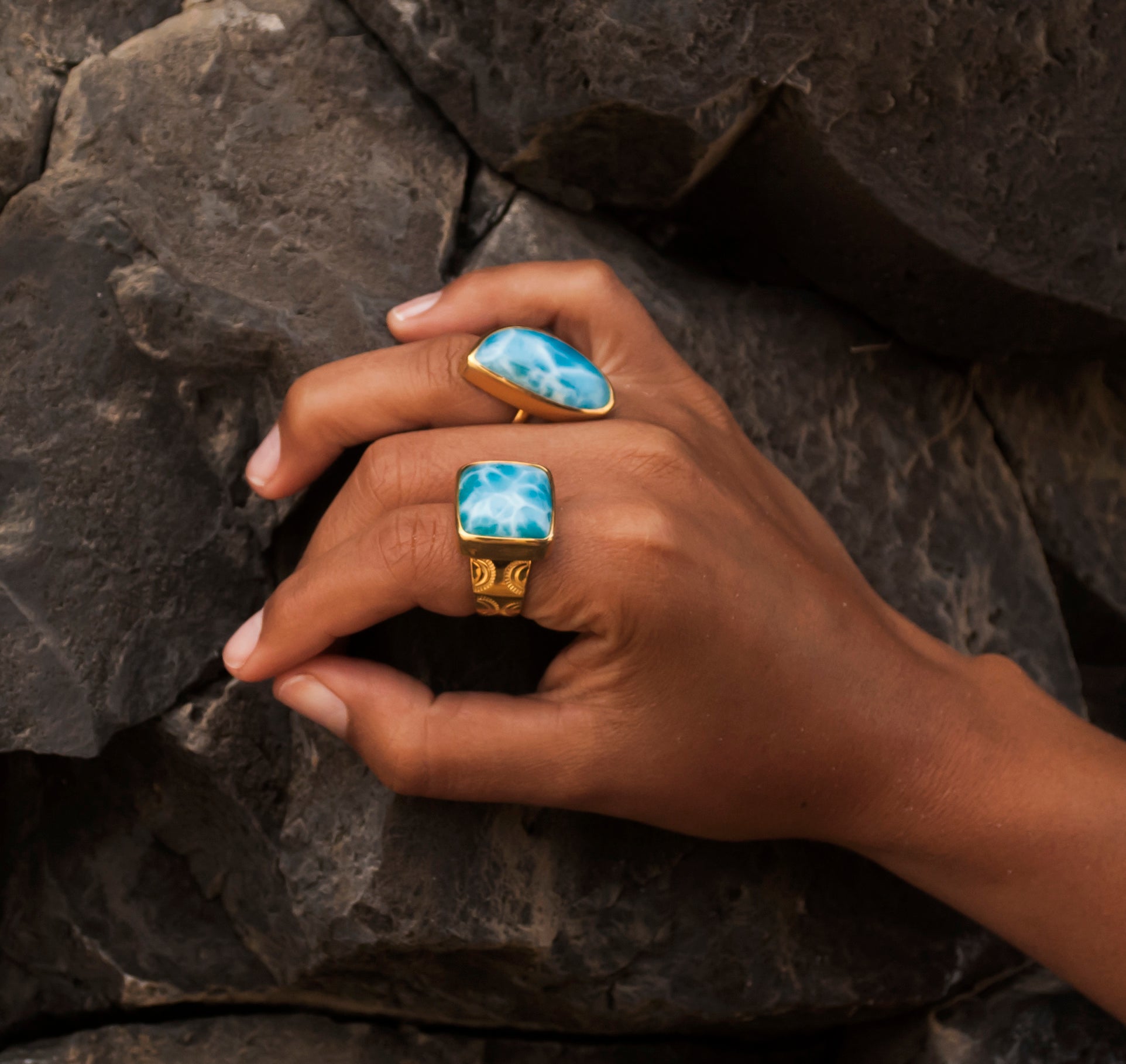 LIGHT RING: Larimar