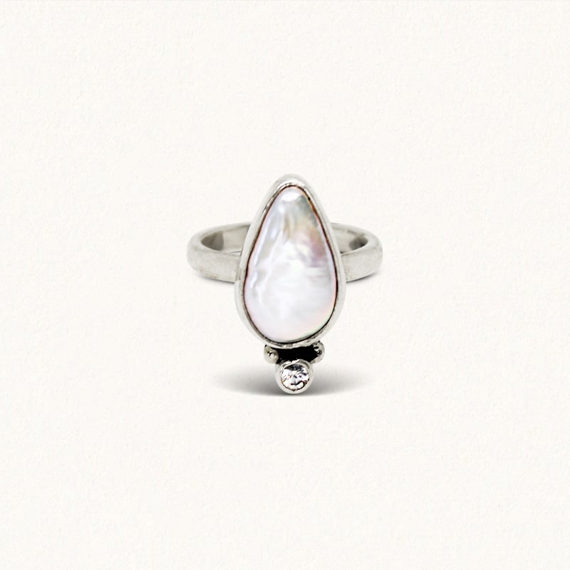 DROPLET RING: Freshwater Pearl & White Sapphire