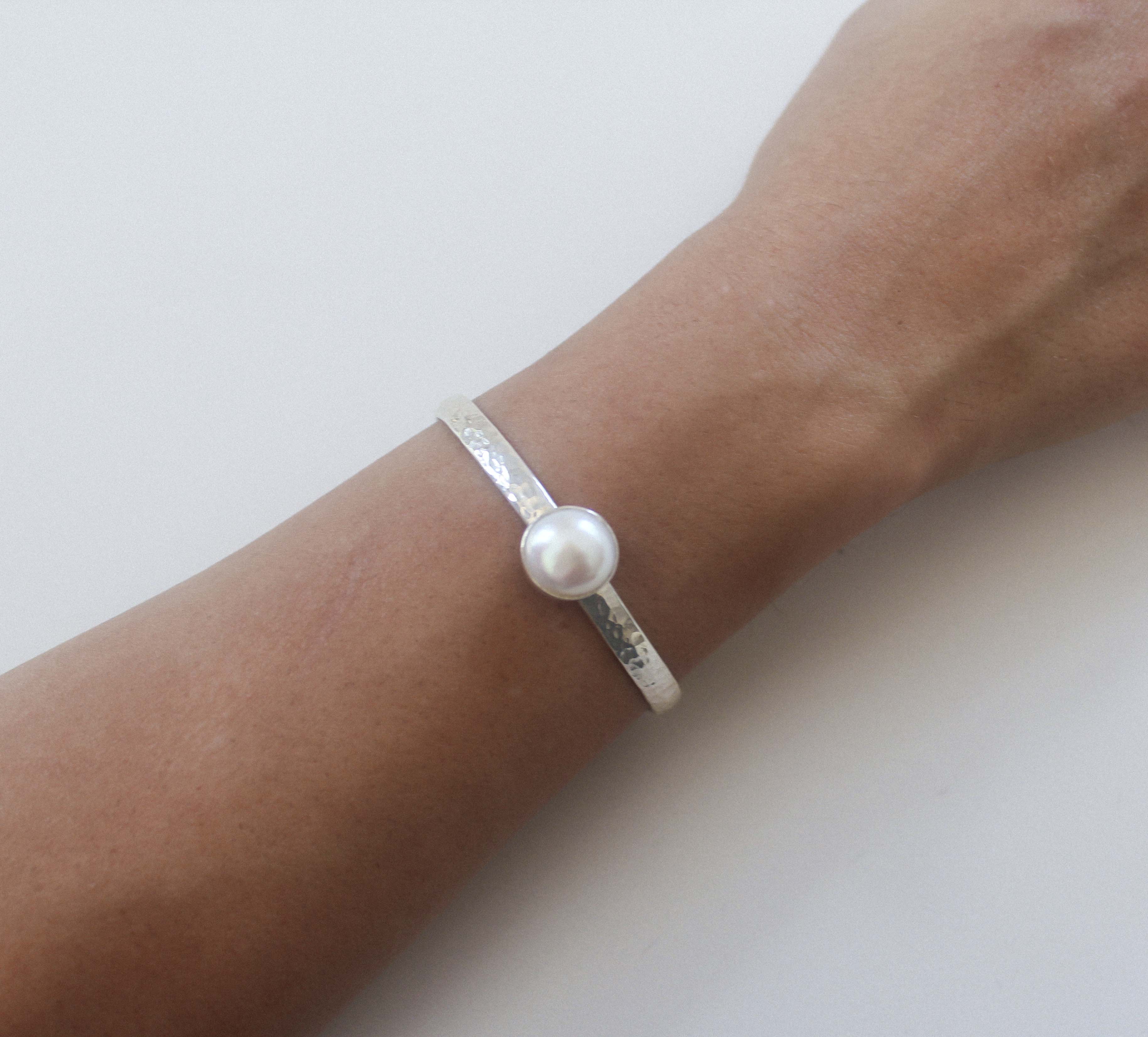 ALCHEMY CUFF: Freshwater Pearl