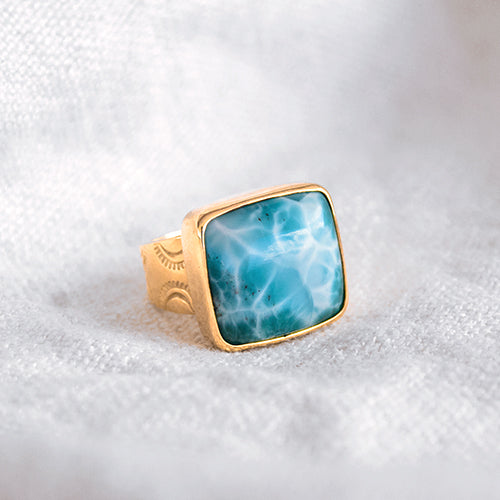 VENUS RING: Larimar